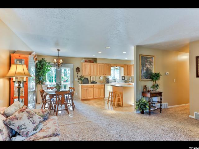 2154 S 3400 St W, Syracuse, UT 84075