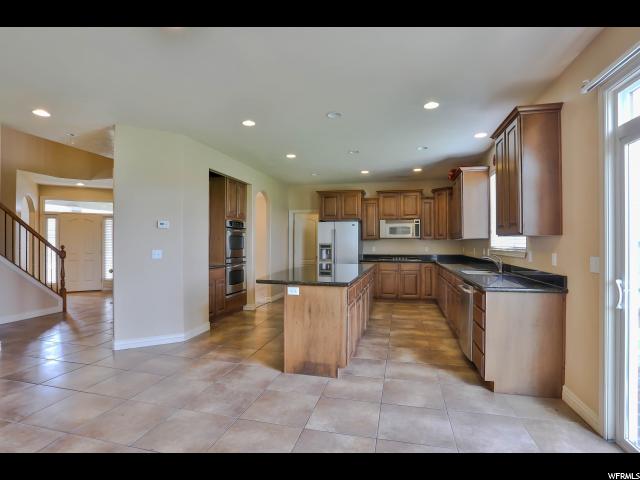3422 W BROOKSHIRE DR S, Syracuse, UT 84075