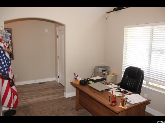 746 S 1750 W, Syracuse, UT 84075