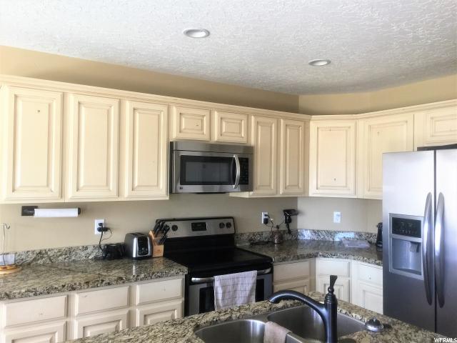 798 S STELLA CT, Naples, UT 84078