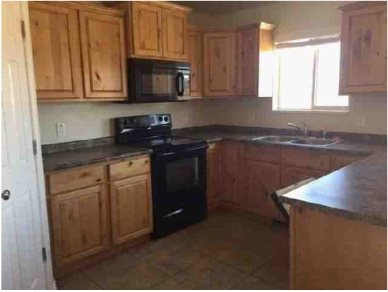 2729 S 585 EVernal, UT, 84078Uintah County