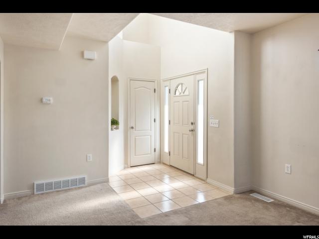 6844 W BOTTLEBRUSH LN S, West Jordan, UT 84081