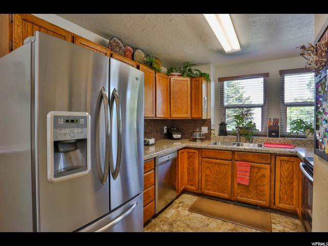 6674 S Marshrock Rd, West Jordan, UT 84081