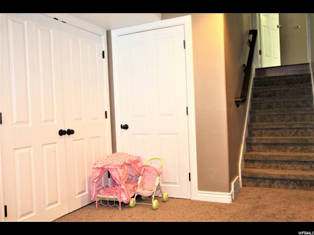5586Shadberry Cir, West Jordan, UT 84081