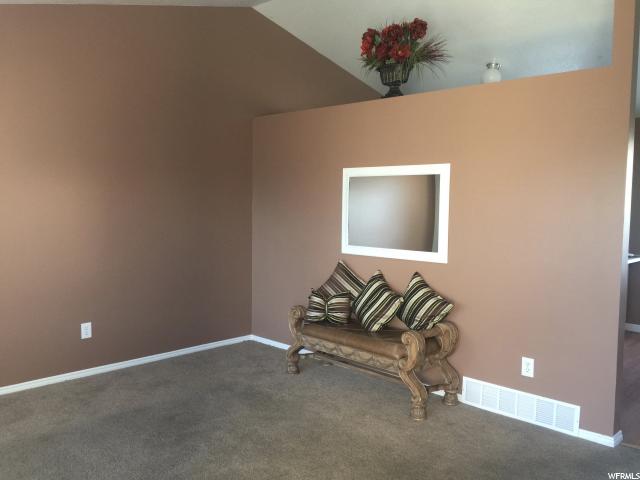 5553 W SAGUARO DR S, West Jordan, UT 84081