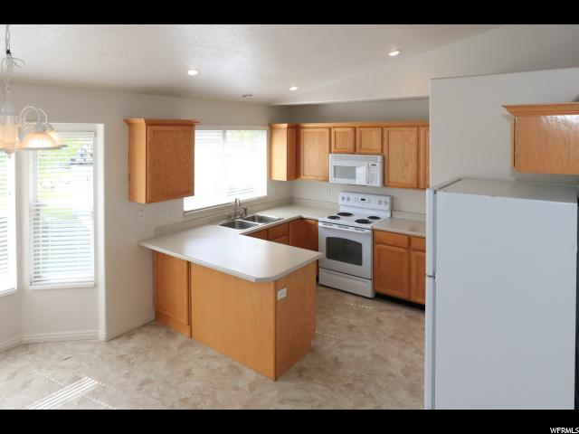 8558 S LAUREL OAK W, West Jordan, UT 84081