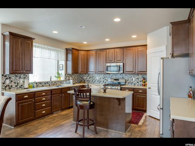 7961 S OLDEN LN W, West Jordan, UT 84081