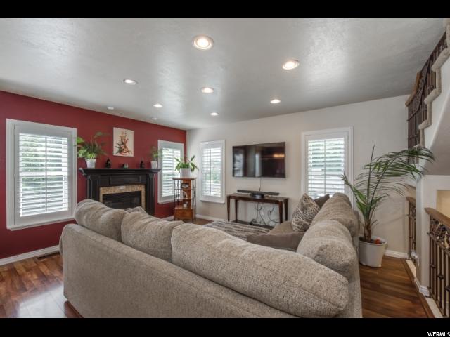 7194 S MILKY HOLLOW LN, West Jordan, UT 84084