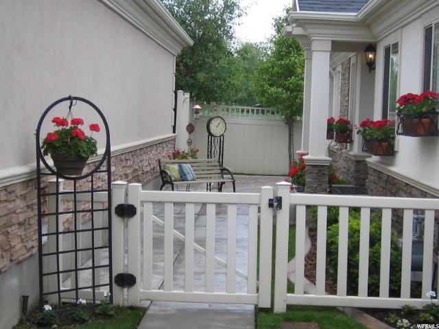 1133 W OLD HOLLOW WAY, West Jordan, UT 84084