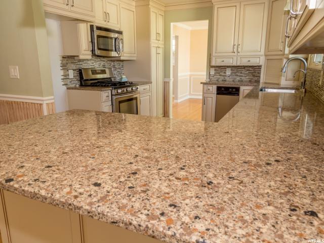 7193 S 2370 W, West Jordan, UT 84084