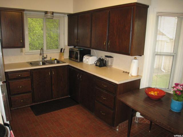 745 W 220 N, West Bountiful, UT 84087