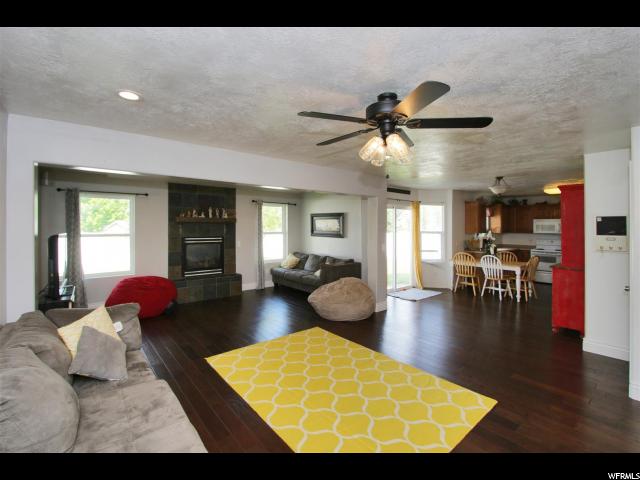 2233 N 830 W, West Bountiful, UT 84087