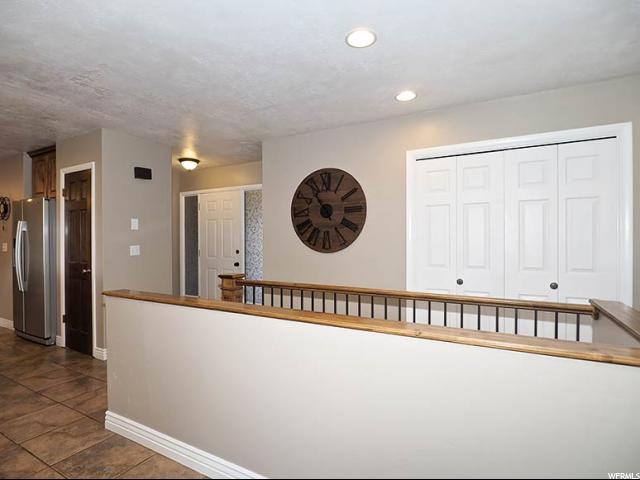 2414 E SUMMERFIELD LN, Sandy, UT 84092
