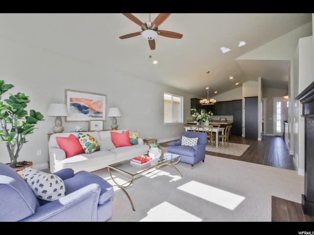 10692 S BRIDLEWOOD LN E, Sandy, UT 84092