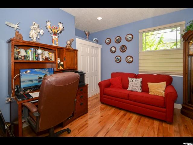1934 E BLUFFSIDE CIR S, Sandy, UT 84092