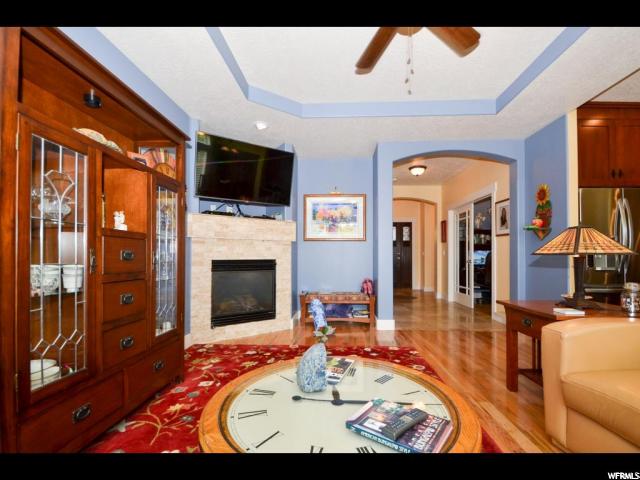 1934 E BLUFFSIDE CIR S, Sandy, UT 84092