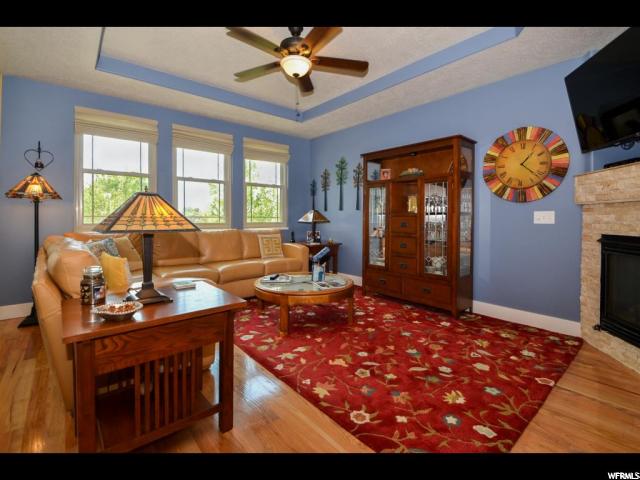 1934 E BLUFFSIDE CIR S, Sandy, UT 84092