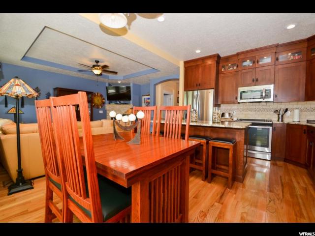1934 E BLUFFSIDE CIR S, Sandy, UT 84092