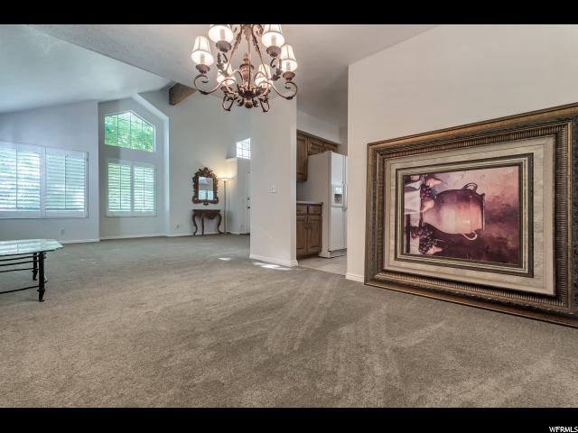 10054 S GRANITE CREST LN, Sandy, UT 84092