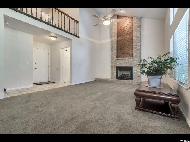 10054 S GRANITE CREST LN, Sandy, UT 84092