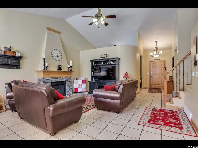11306 SILVER CHARM LN, Sandy, UT 84092