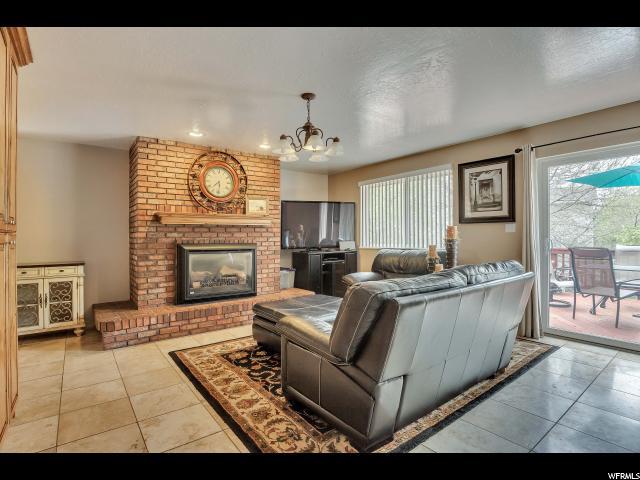 1720 E HIDDEN VALLEY CLUB DR, Sandy, UT 84092
