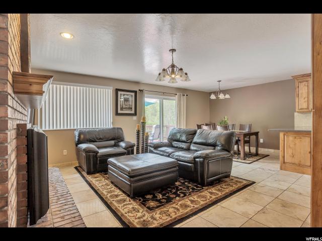 1720 E HIDDEN VALLEY CLUB DR, Sandy, UT 84092