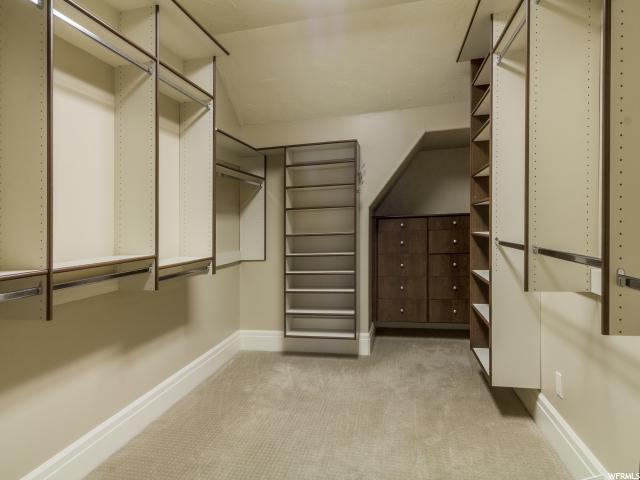 8362 S VIA RIVIERA WAY E, Cottonwood Heights, UT 84093