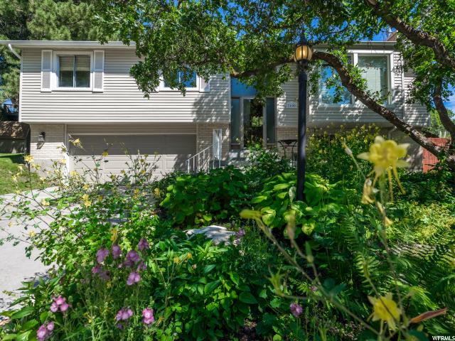 2600 E OAK CREEK DR S, Cottonwood Heights, UT 84093