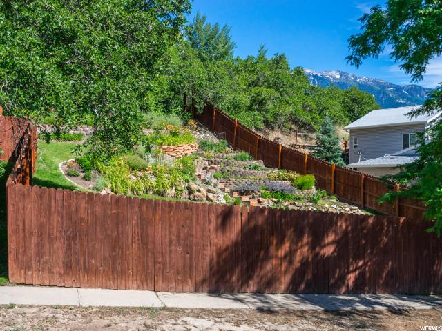 2600 E OAK CREEK DR S, Cottonwood Heights, UT 84093