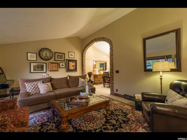 2074 E 9100 S, Sandy, UT 84093