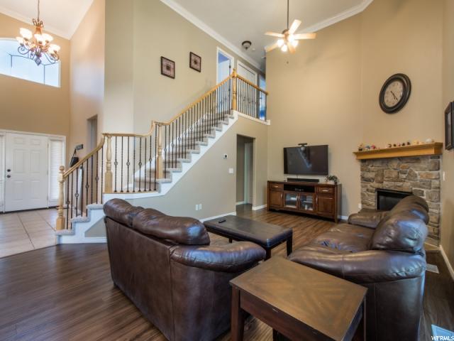 2573 E Willow Hills Dr, Sandy, UT 84093