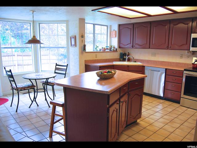 934 E 8475 S, Sandy, UT 84094