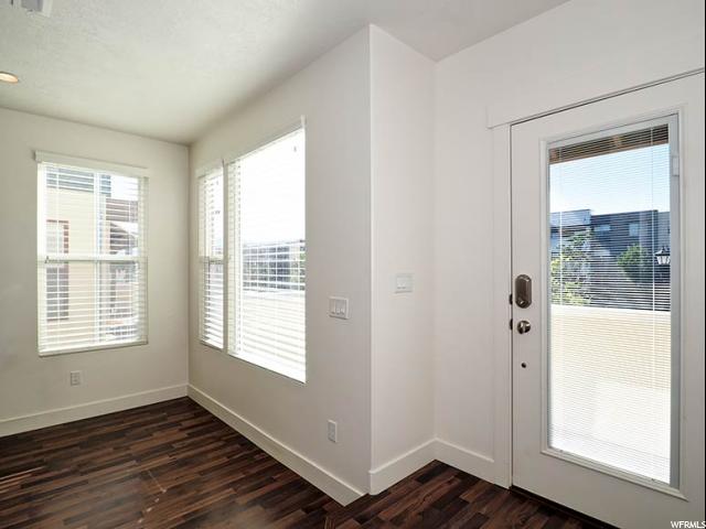 4871 W DAYBREAK PKWY #120 S, South Jordan, UT 84095