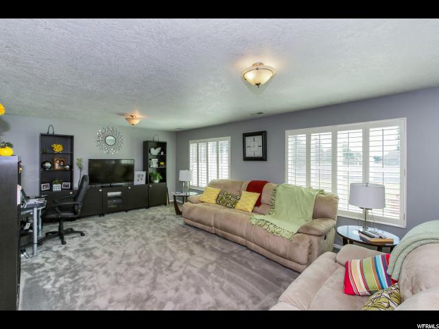 9583 S BRIGHT MEADOW CIR, South Jordan, UT 84095