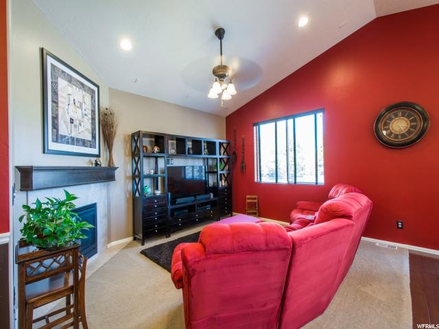 11169 S VILLAGE GROVE LN, South Jordan, UT 84095