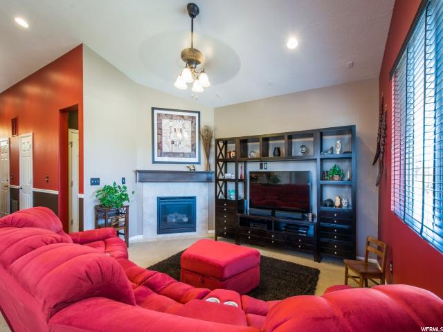 11169 S VILLAGE GROVE LN, South Jordan, UT 84095