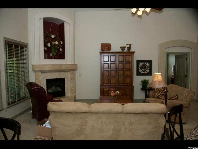 11079 S CADBURY DR W, South Jordan, UT 84095