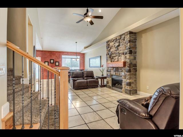 11141 S ASPEN GATE CT W, South Jordan, UT 84095