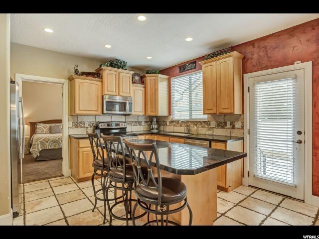 11141 S ASPEN GATE CT W, South Jordan, UT 84095