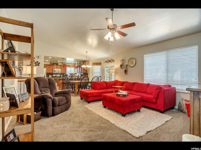 1008 W RAMBOUILLET DR, South Jordan, UT 84095