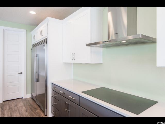 2069 W ARYA CT, South Jordan, UT 84095