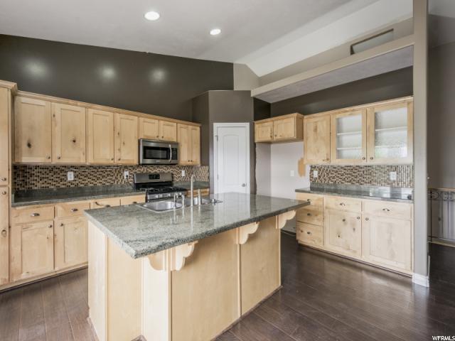 11367 S VIA ARBOLES CT W, South Jordan, UT 84095