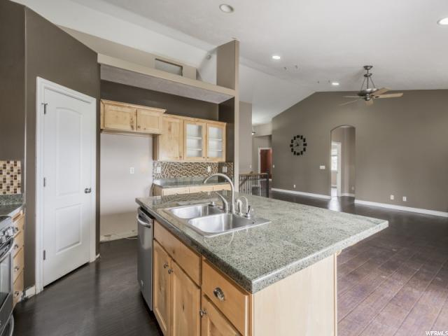 11367 S VIA ARBOLES CT W, South Jordan, UT 84095