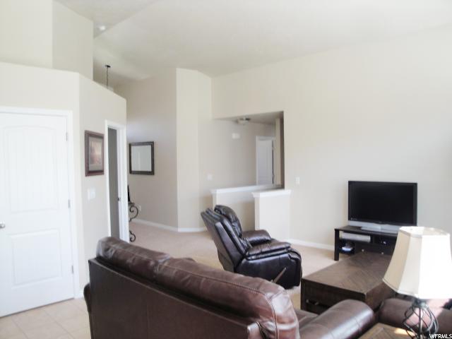 12346 S BLACK CANYON RD W, Riverton, UT 84096