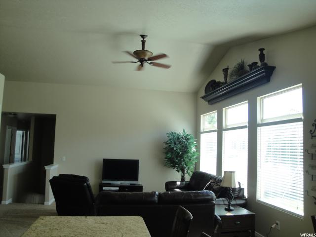 12346 S BLACK CANYON RD W, Riverton, UT 84096