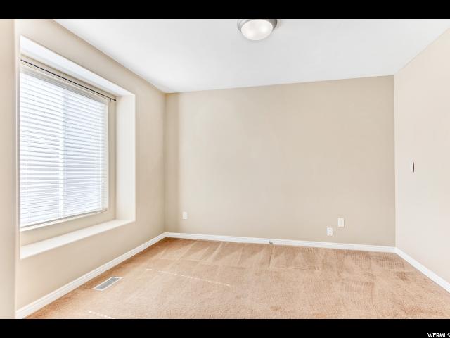 13734 S Vice Admiral DrW, Riverton, UT 84096