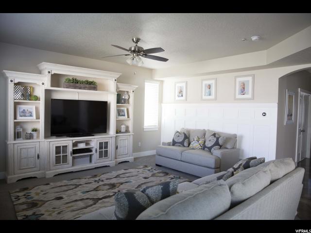 5382 W MOORFIELD DR, Herriman, UT 84096