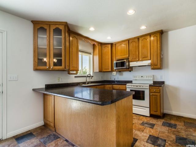 12710 Critters Cv W, Riverton, UT 84096