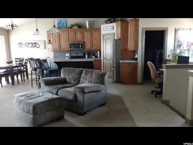 4308 W PARK HOLLOW LN, Riverton, UT 84096
